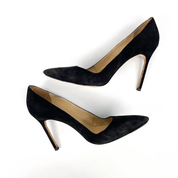 Manolo Blahnik Classic Black Suede Heels - Picture 2 of 14